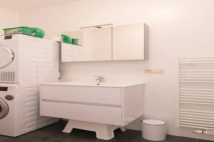 Great Apartment With View Οστένδη 0*,