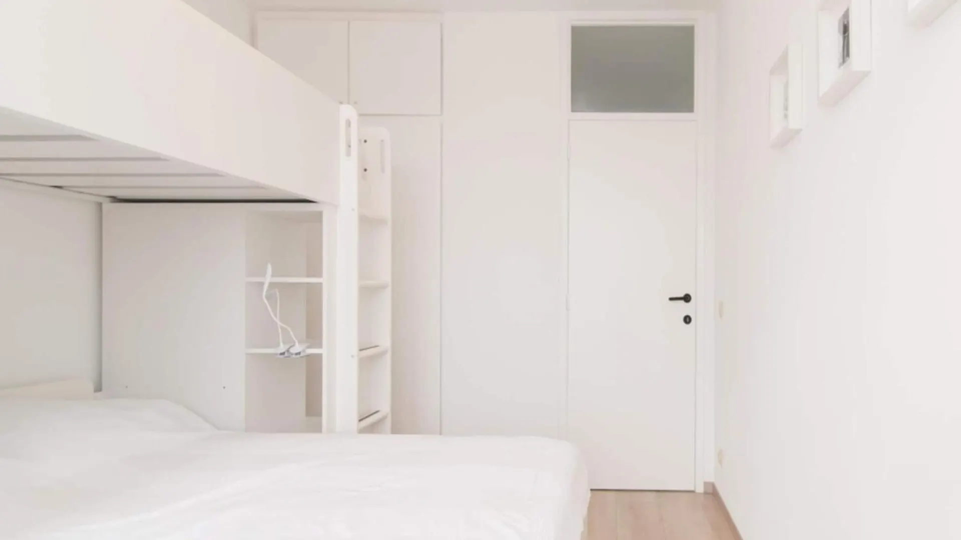 Great Apartment With View Οστένδη